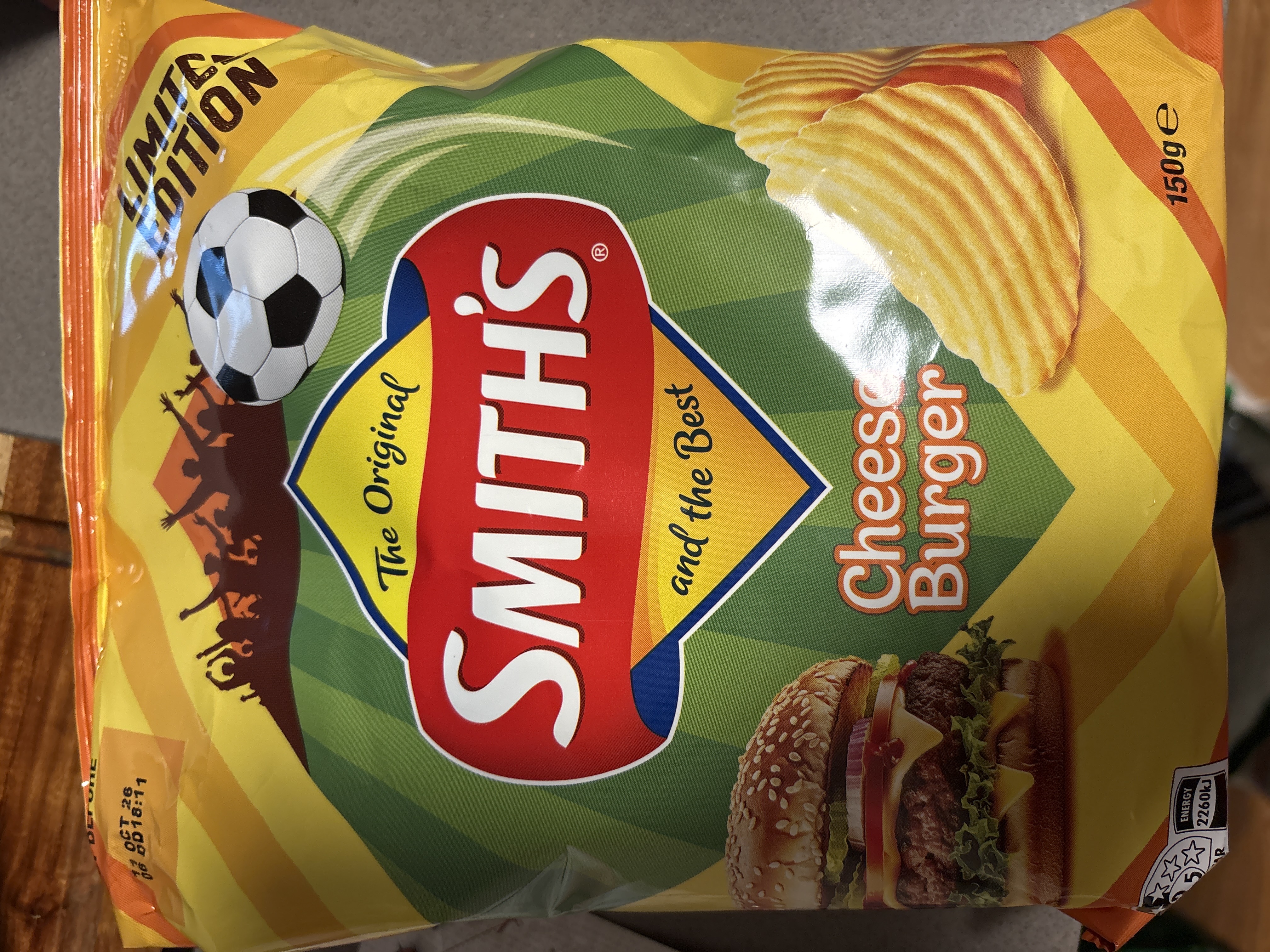 Smith's Crinkle Cut Potato Chips Cheese Burger 150 G