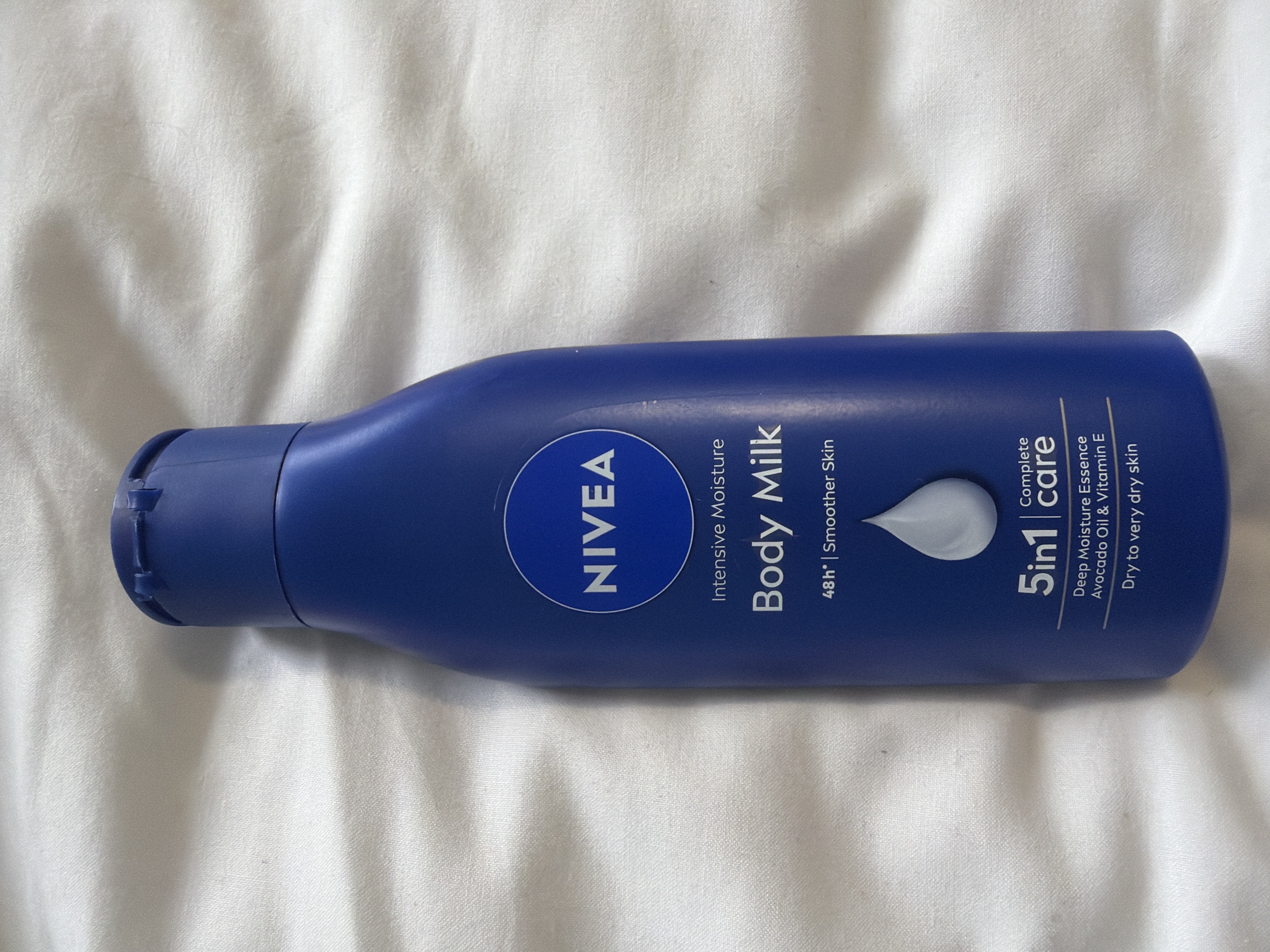 Nivea Intensive Moisture Body Milk 200ml