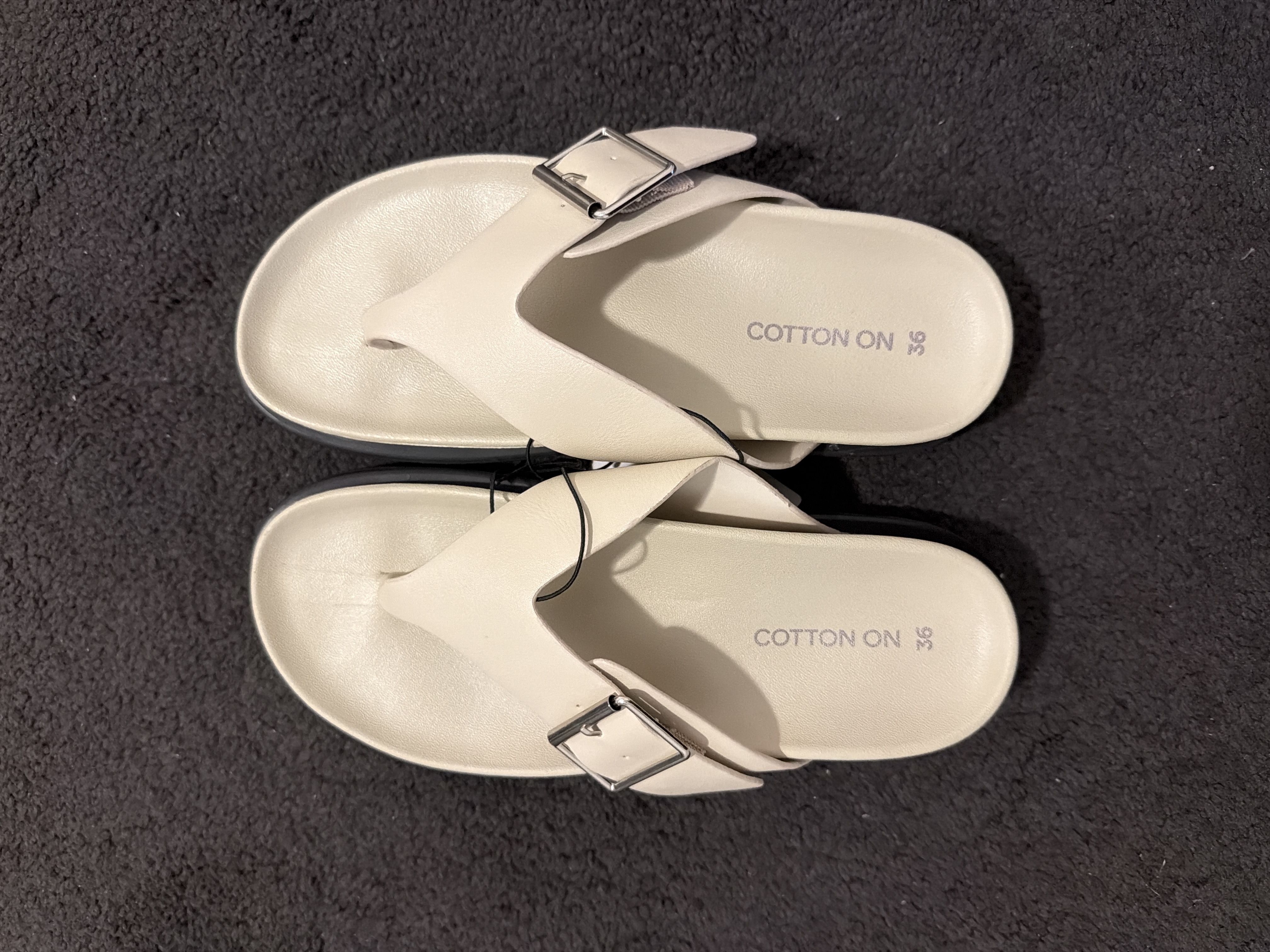 E IDY Sandal Cream Size 36