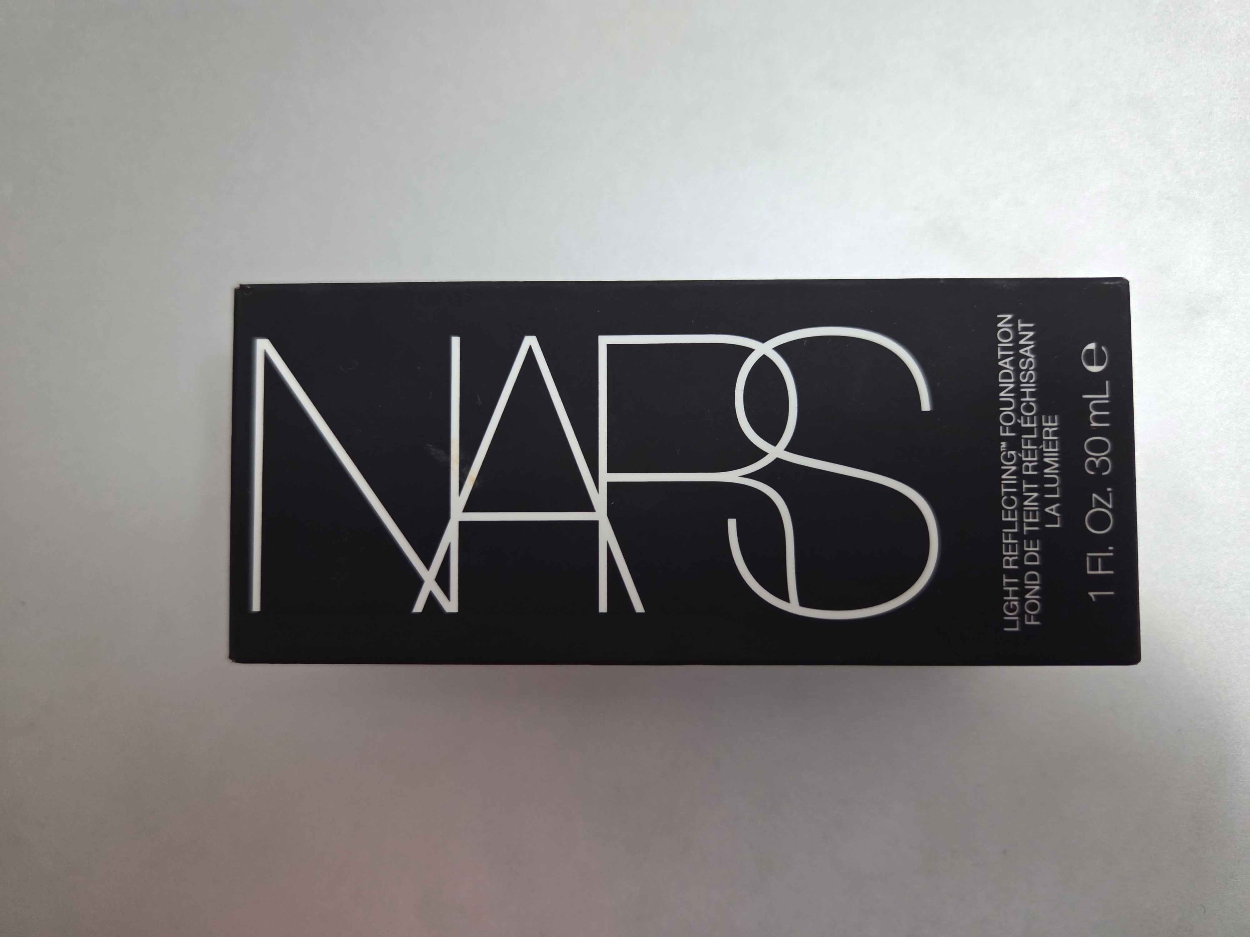 NARS Light Reflecting Foundation