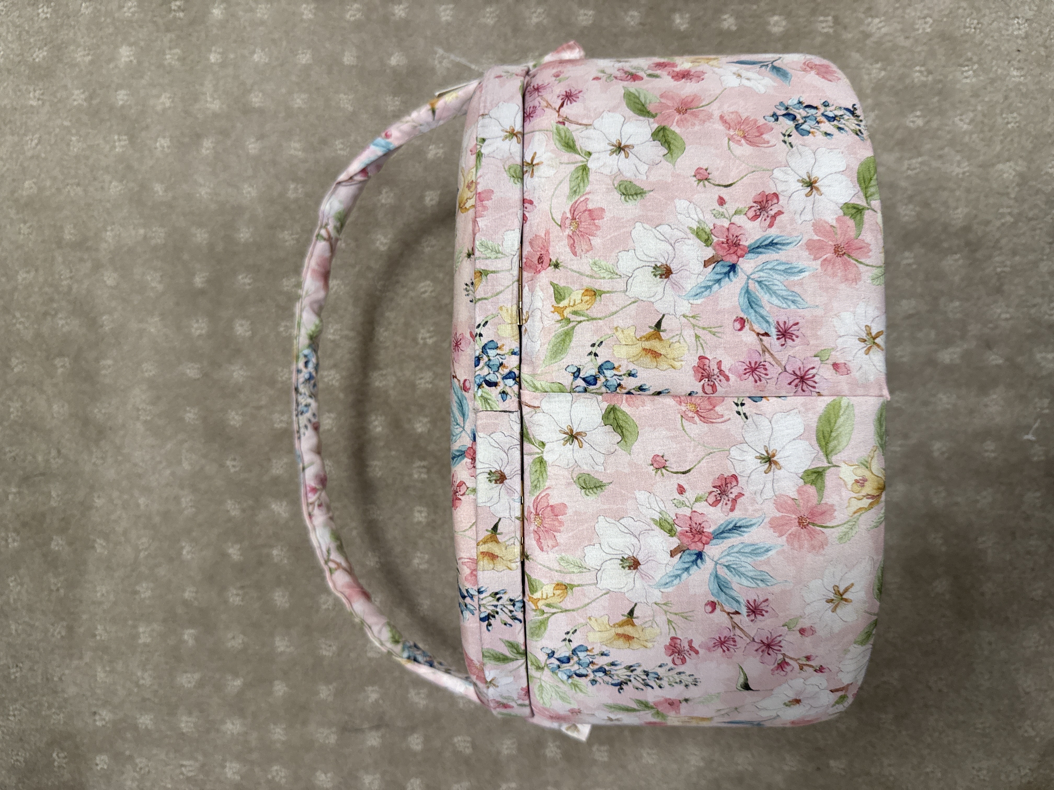 Oval Light Floral Sew Basket Light Floral L