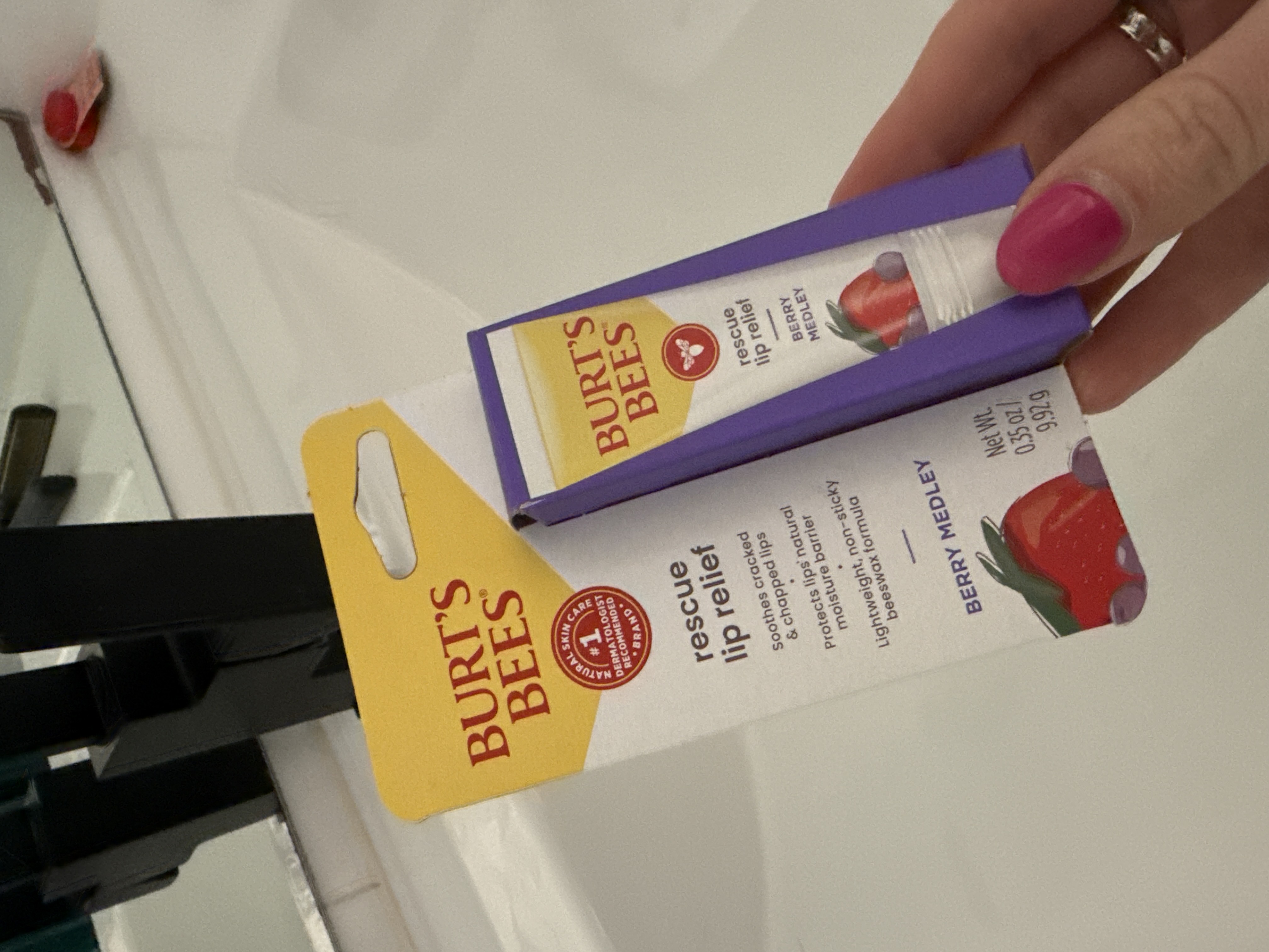 BURT'S BEES RESCUE LIP RELIEF BERRY MEDLEY 9.92G
