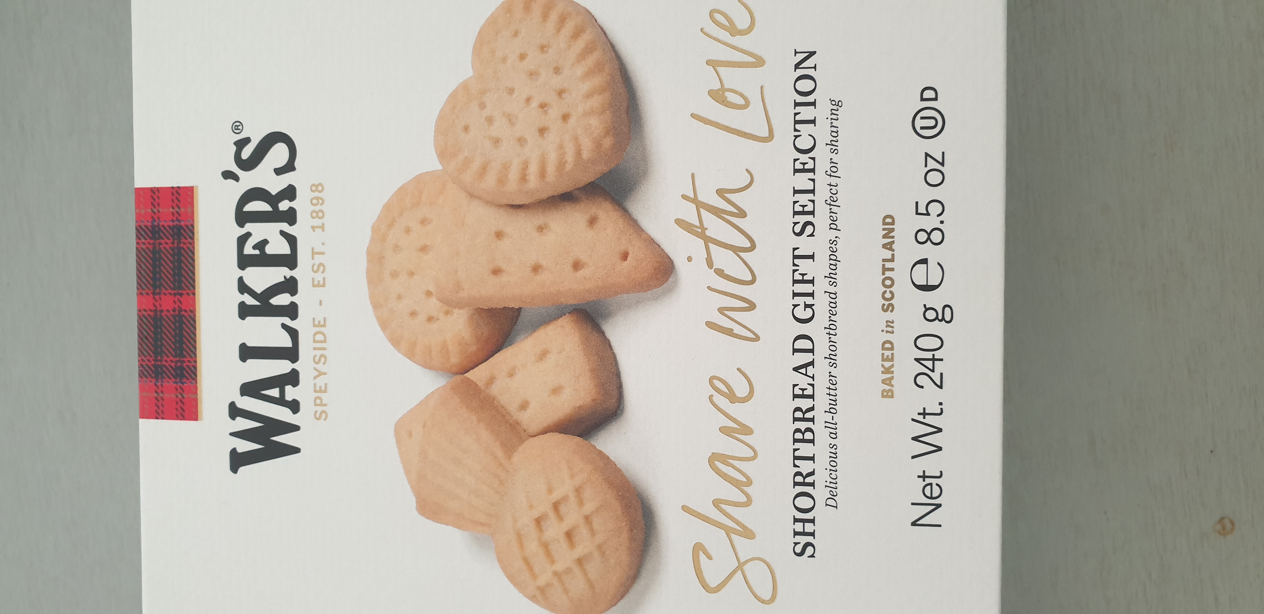 Walker's Shortbread Gift Selection Tin 240g